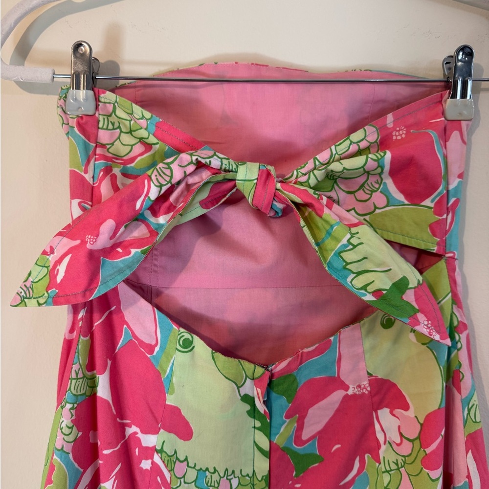 Vintage Lilly Pulitzer Cotton Dress in a Pink Green Floral/Parrot Pattern Size 0 - Picture 4 of 11